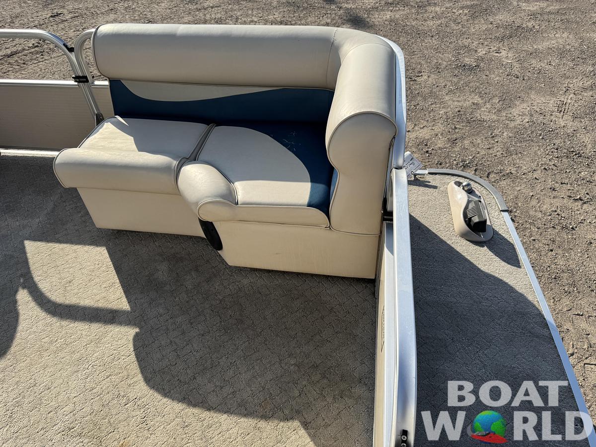 Used 2009 Weeres Family Fish Deluxe 220 Pontoon