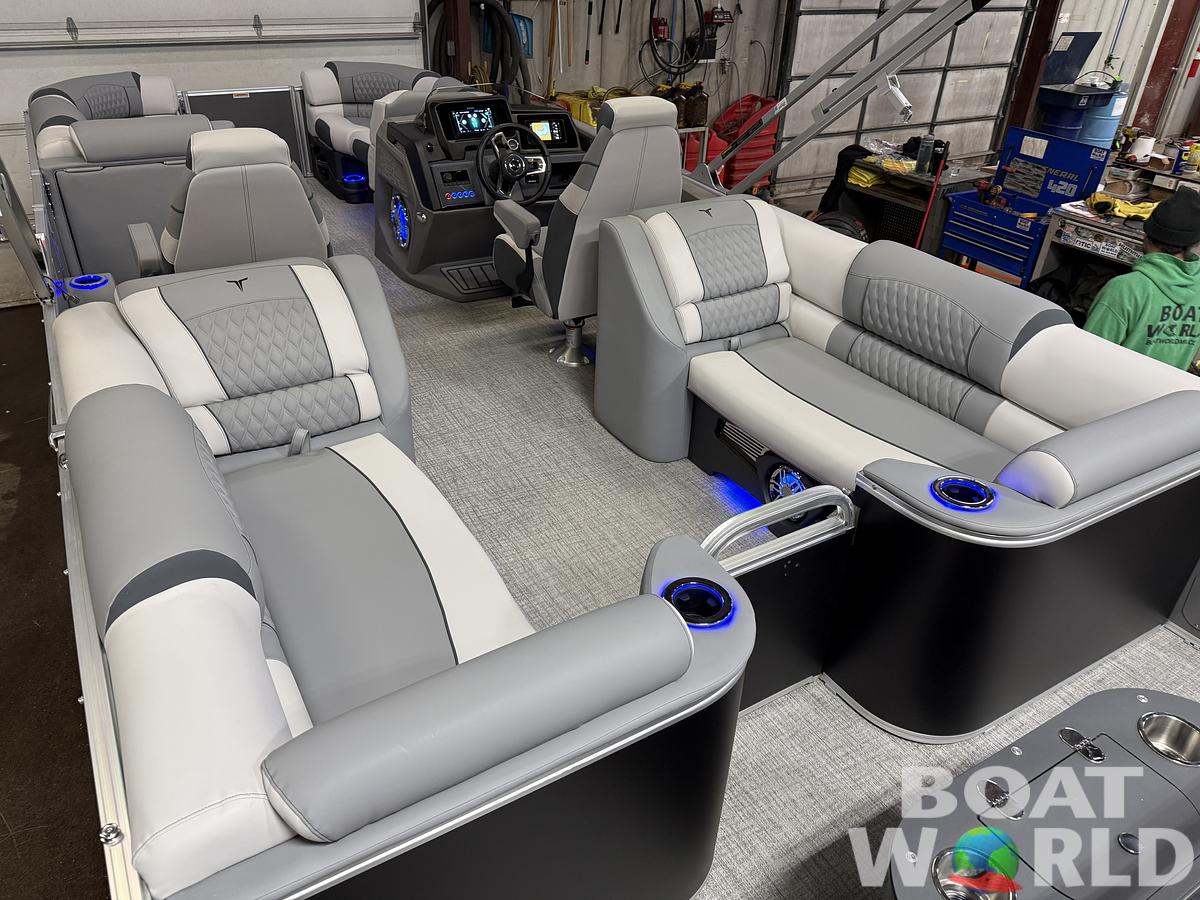 2025 Tahoe Pontoons Cascade 2385 Quad Lounge Tritoon & Honda 4-Stroke EFI