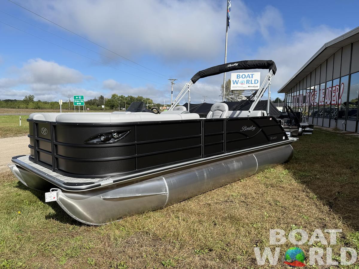 2026 Bentley Pontoons Legacy 220 Swingback 
