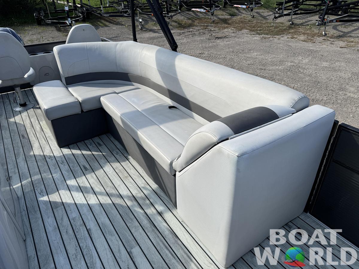 Used 2017 Crest  200 Pontoon with 115HP Yamaha Fourstroke EFI