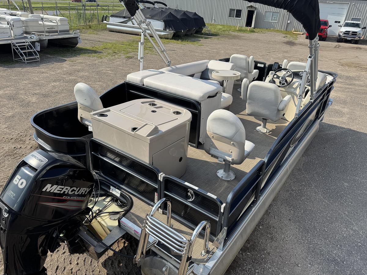 Used 2017 Palm Beach Cast Master 200 Pontoon WITH Sea Legs