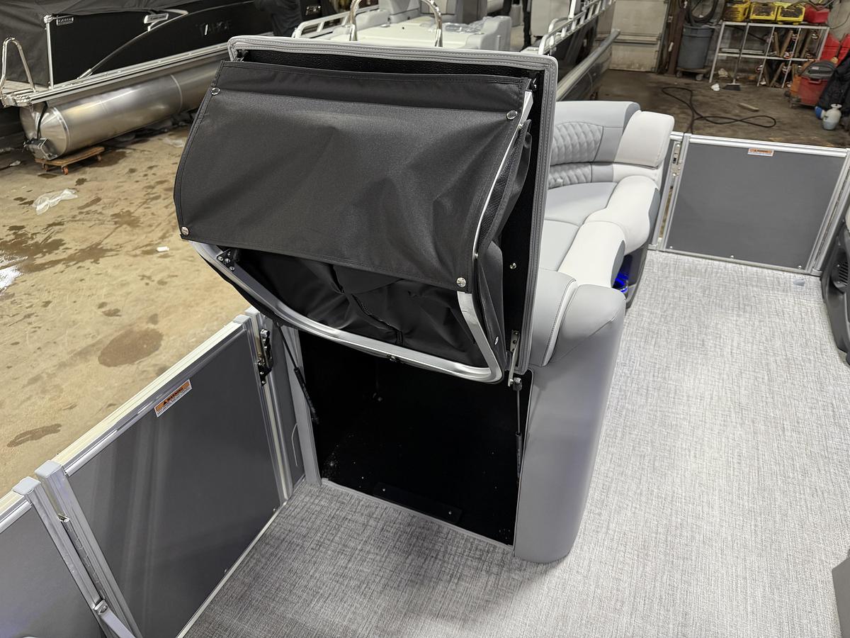 2025 Tahoe Pontoons Cascade 2385 Quad Lounge Shift SS Tritoon & Honda 225HP Outboard
