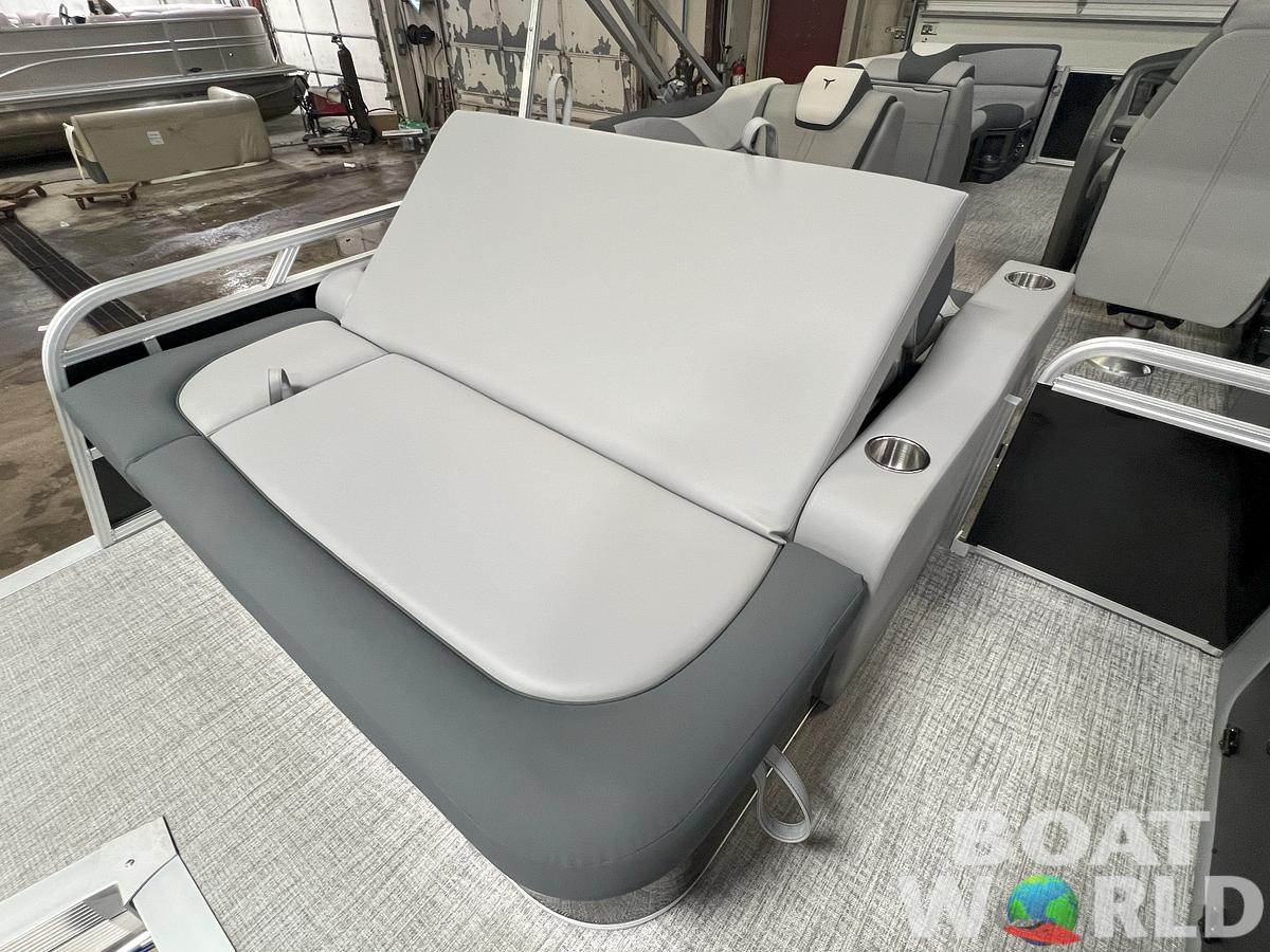 2025 Tahoe Pontoons LTZ 2385 Swingback (VRB) & Honda 4-Stroke EFI