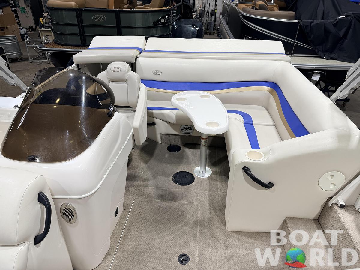 Used 2008 Princecraft Ventura 192 Deck Boat