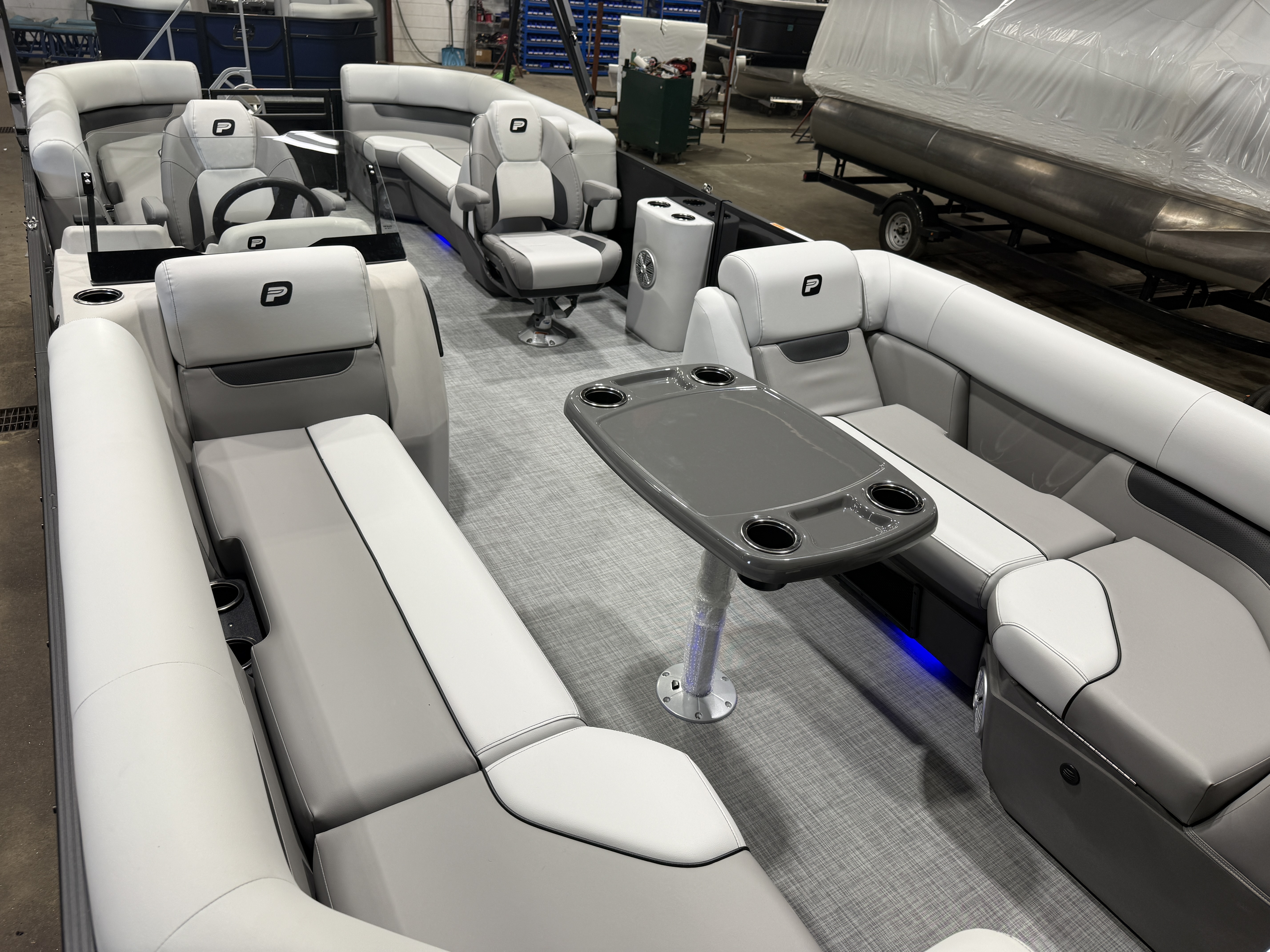 2027 Princecraft Vectra 21 Quad Lounge Pontoon $36995