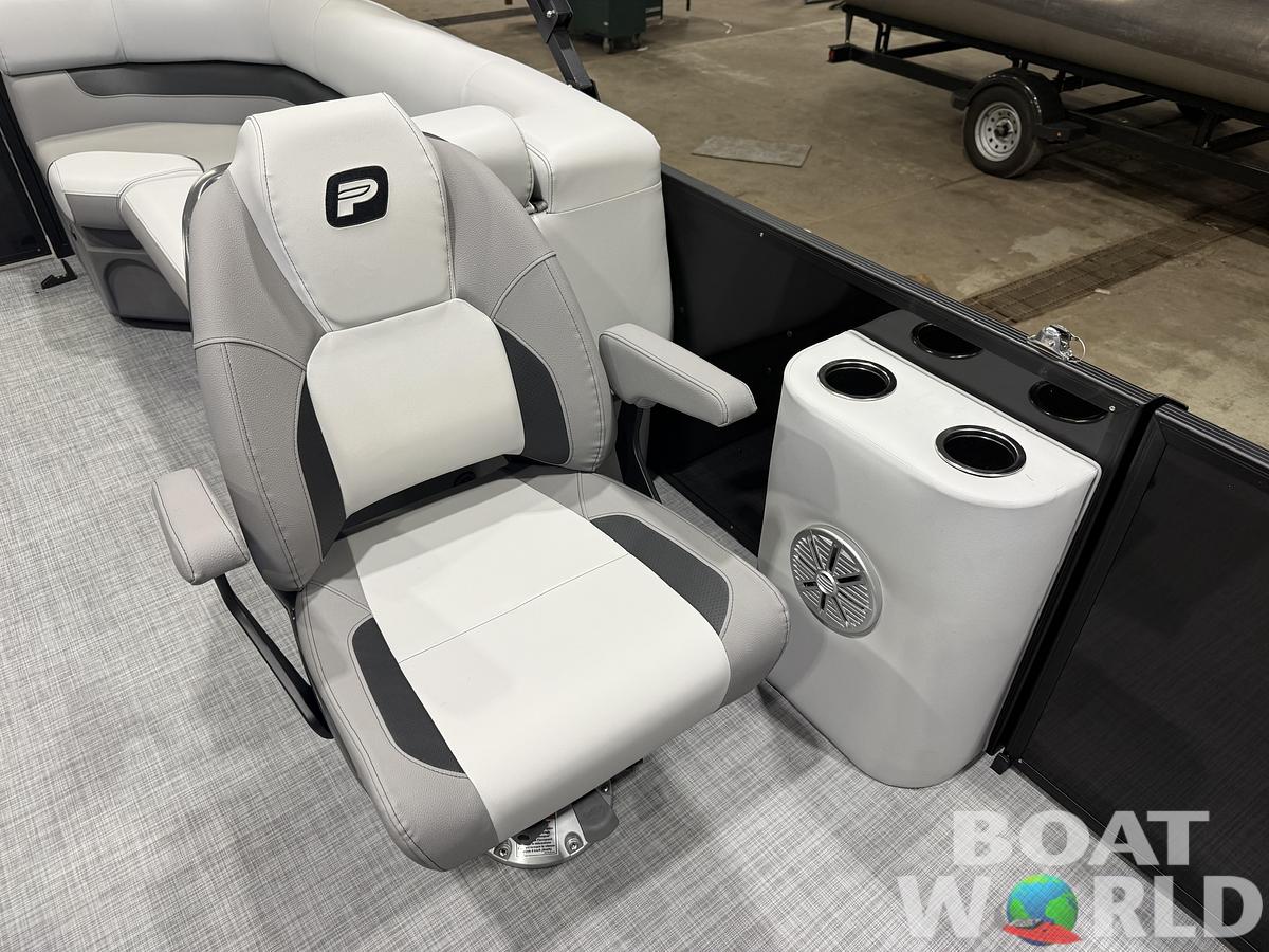 2027 Princecraft Vectra 21 Quad Lounge Pontoon $36995
