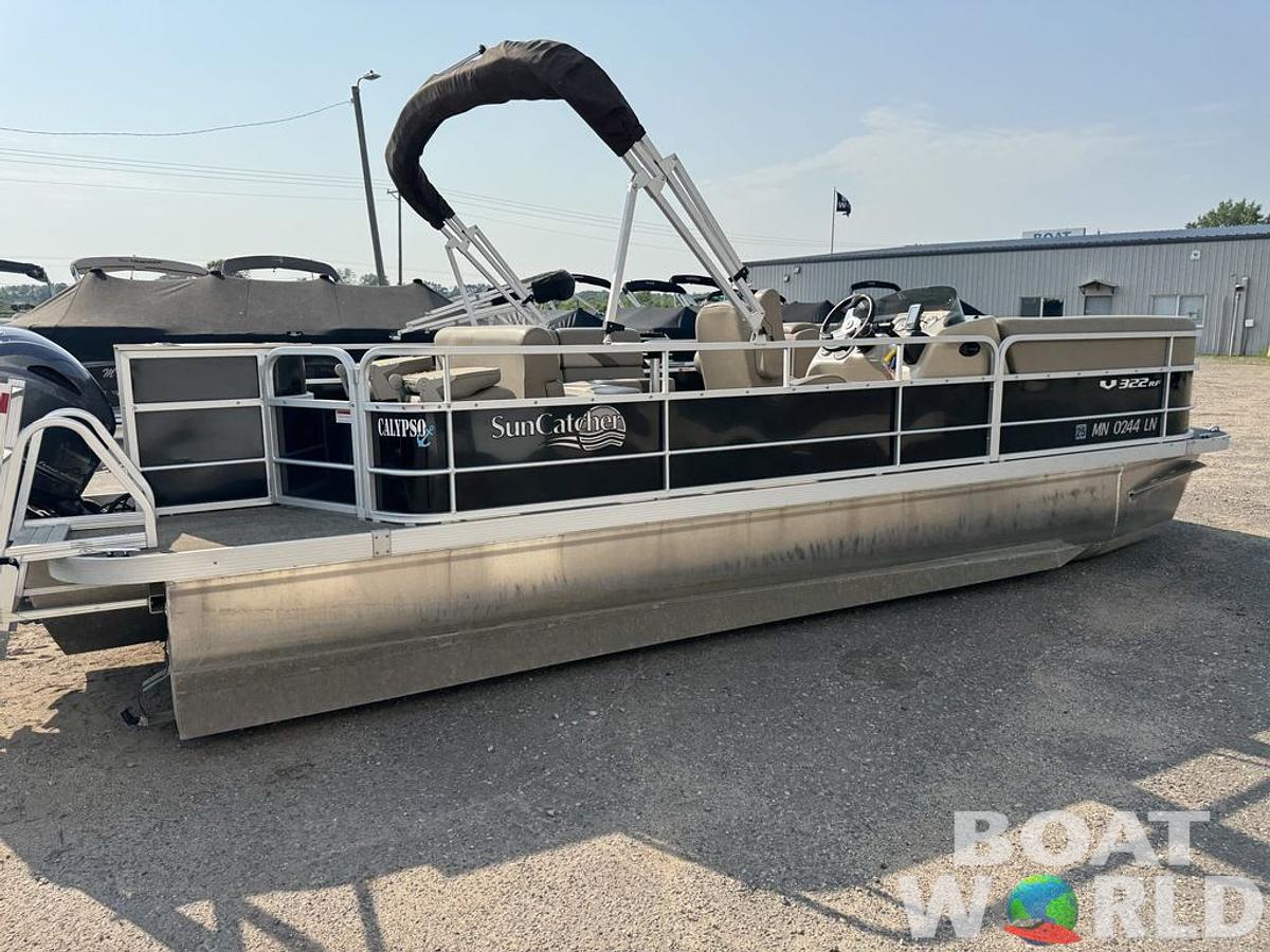 Used 2016 SunCatcher V322 RF Tritoon Pontoon