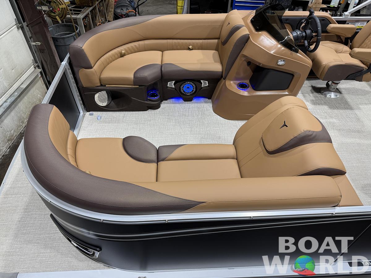 2026 Tahoe Pontoons LTZ 2385 Quad Lounge Shift SS Tritoon 