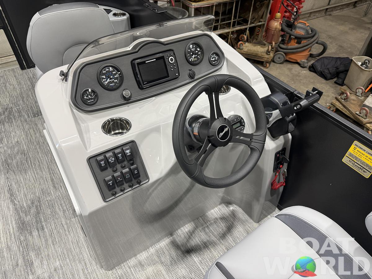 2027 Bentley Pontoons Fish 200 4PT & Honda 4-Stroke EFI