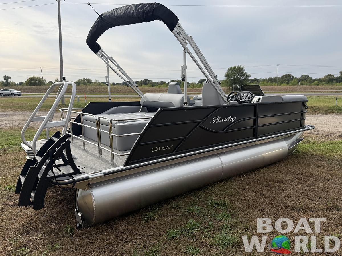2026 Bentley Pontoons Legacy 200 Swingback Pontoon