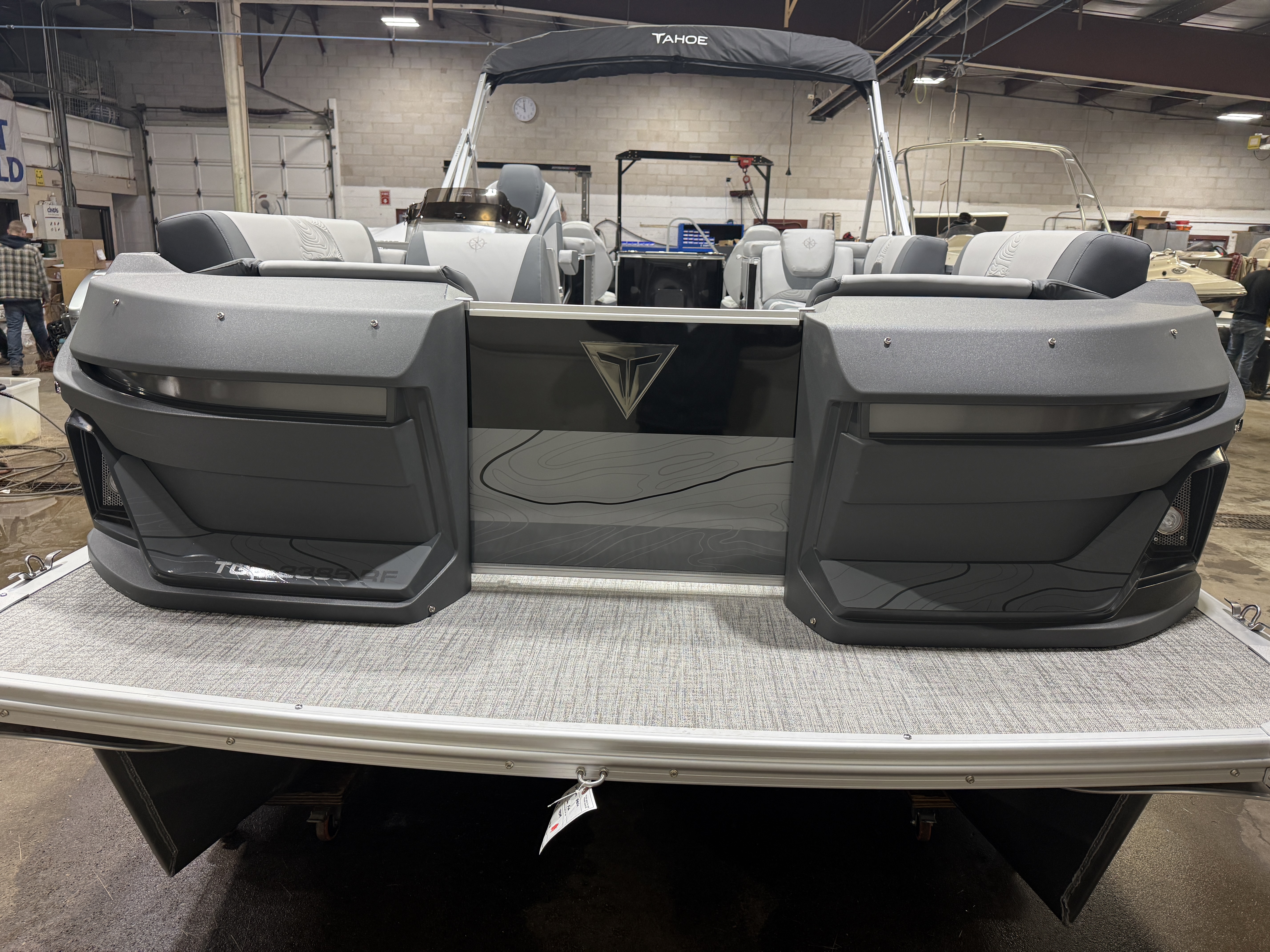 2026 Tahoe Pontoons GEOfish 2385 Rear Fish 