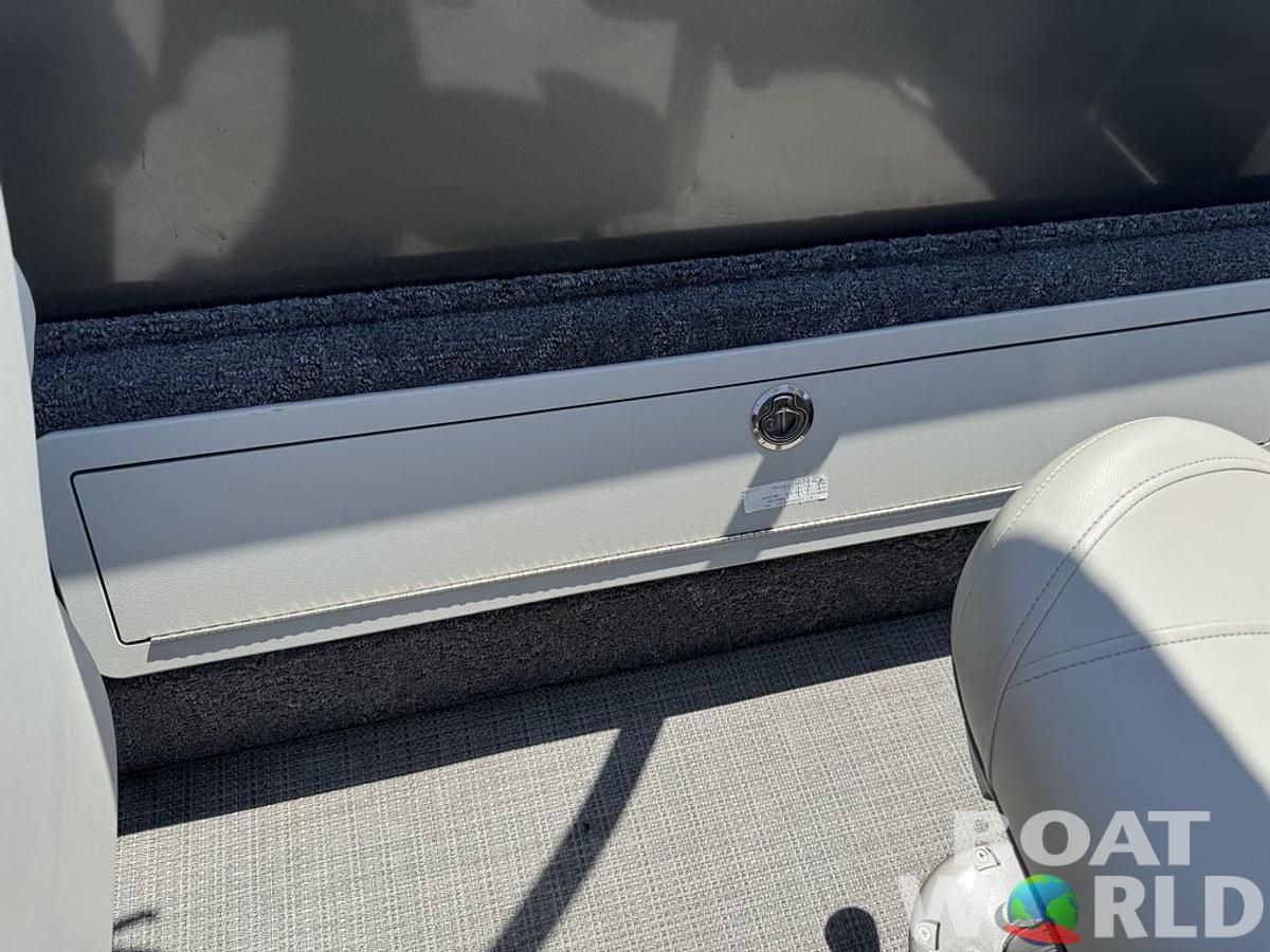 Used 2023 Sylvan 820 Party Fish Pontoon