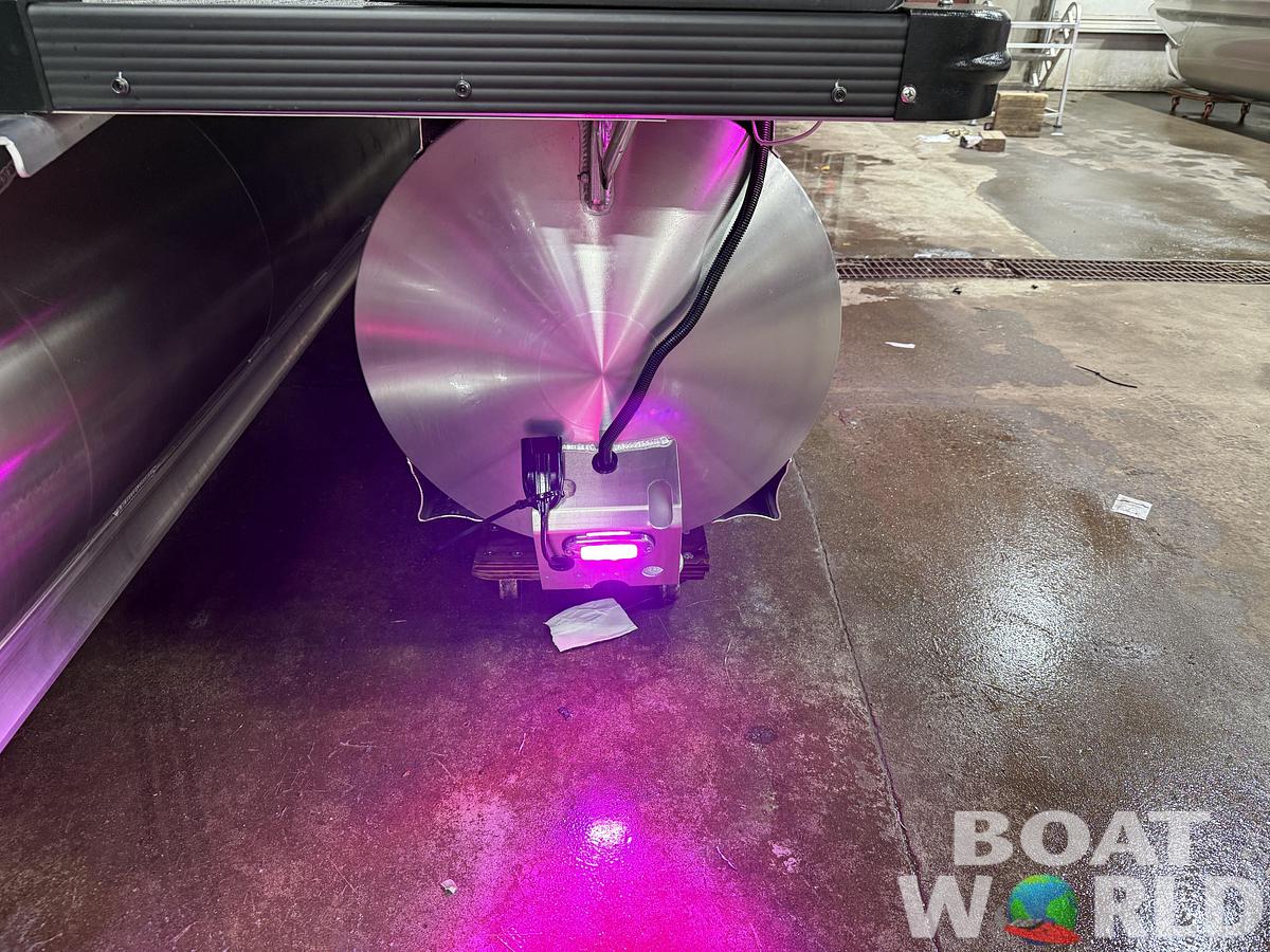 2026 Tahoe Pontoons Grand Tahoe 2585 Elite Windshield Tritoon & Mercury 400HP V10