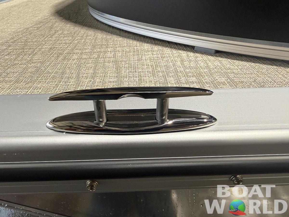 2026 Tahoe Pontoons LTZ 2185 Cruise Rear Bench (CRB) 