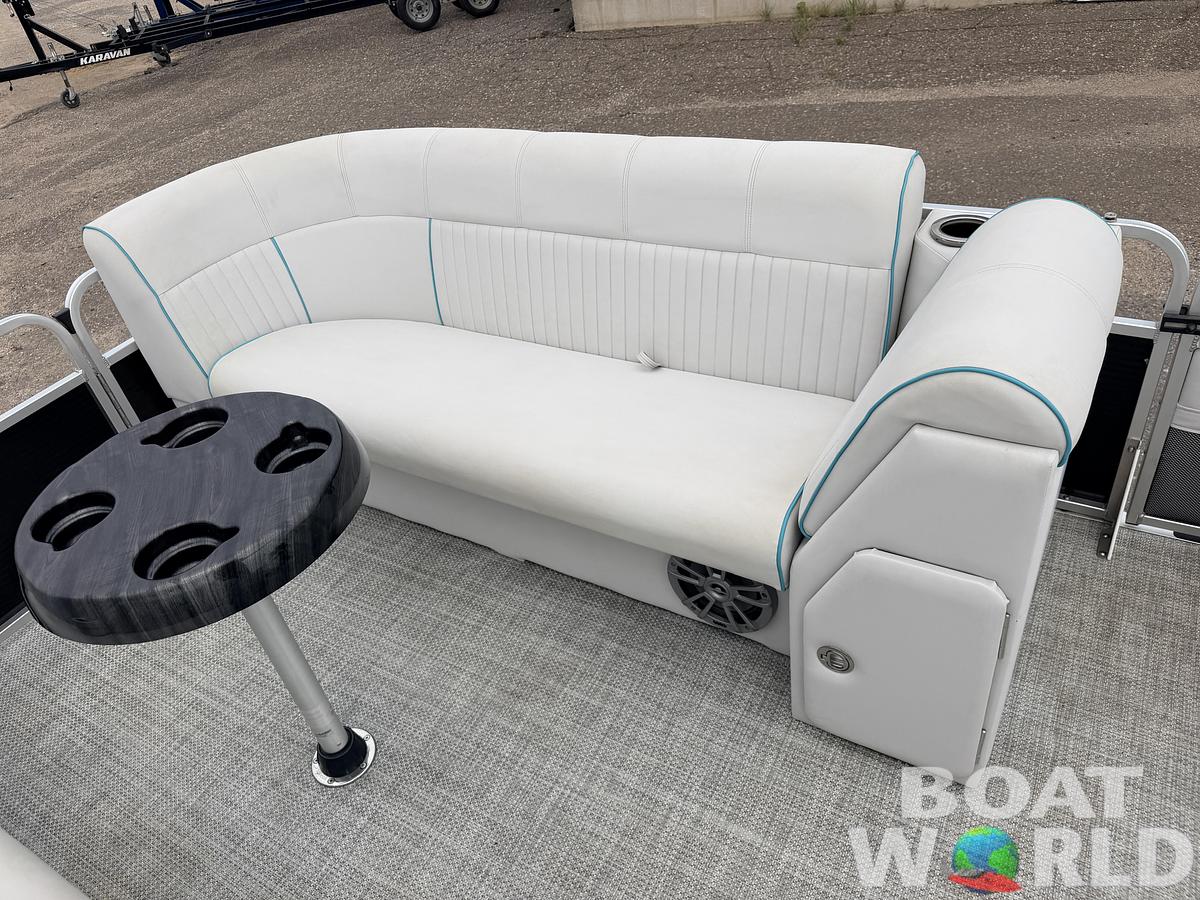 Used 2019 Qwest 822 LS Tritoon & 150HP Honda 4Stroke -$29,995