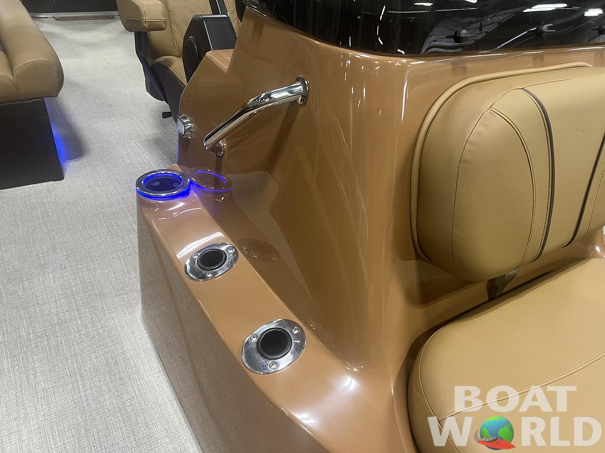 2026 Tahoe Pontoons Sport 2385 Center Console Fish Tritoon