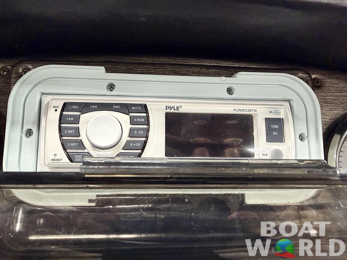 Used 2007 Premier  225 SunSation Pontoon