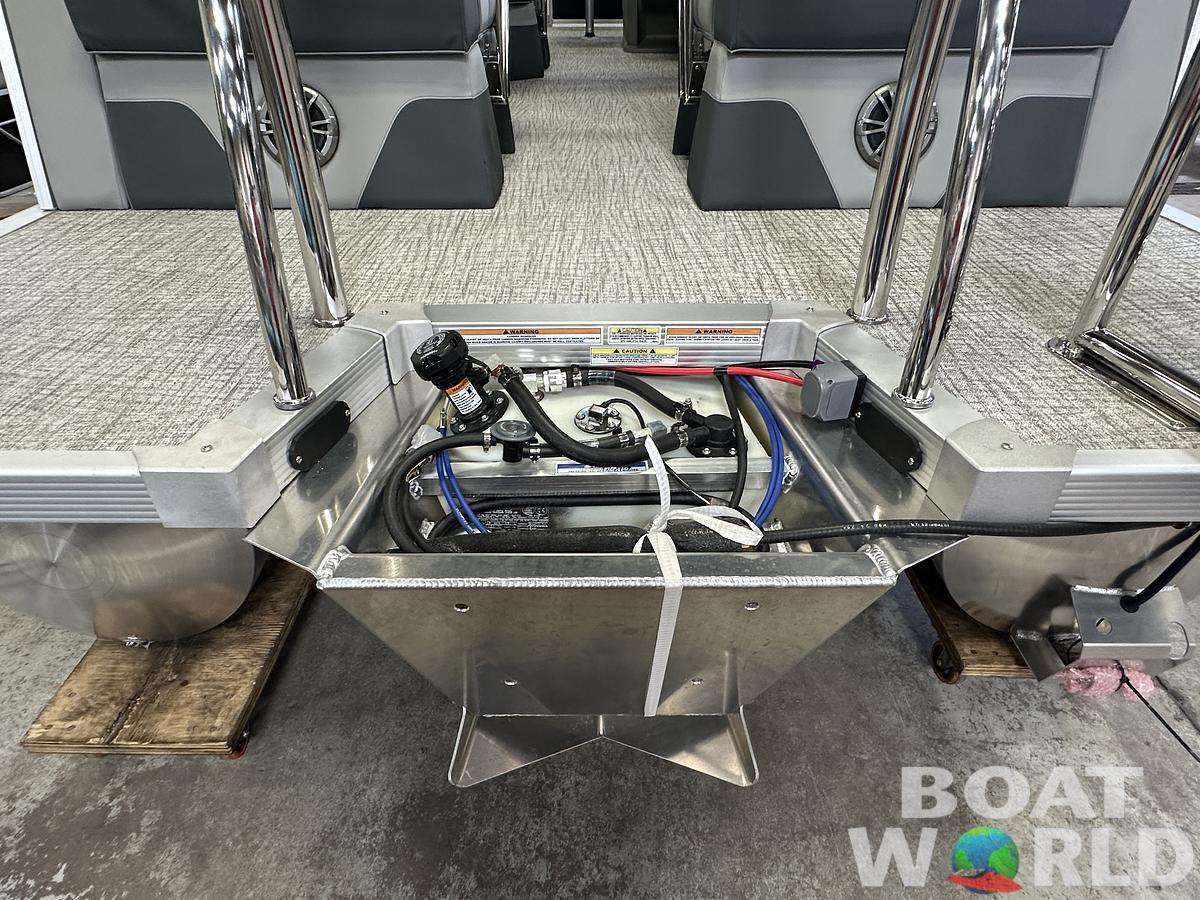 2025 Tahoe Pontoons LTZ 2385 Quad Lounge Shift Flip & Honda 4-Stroke EFI