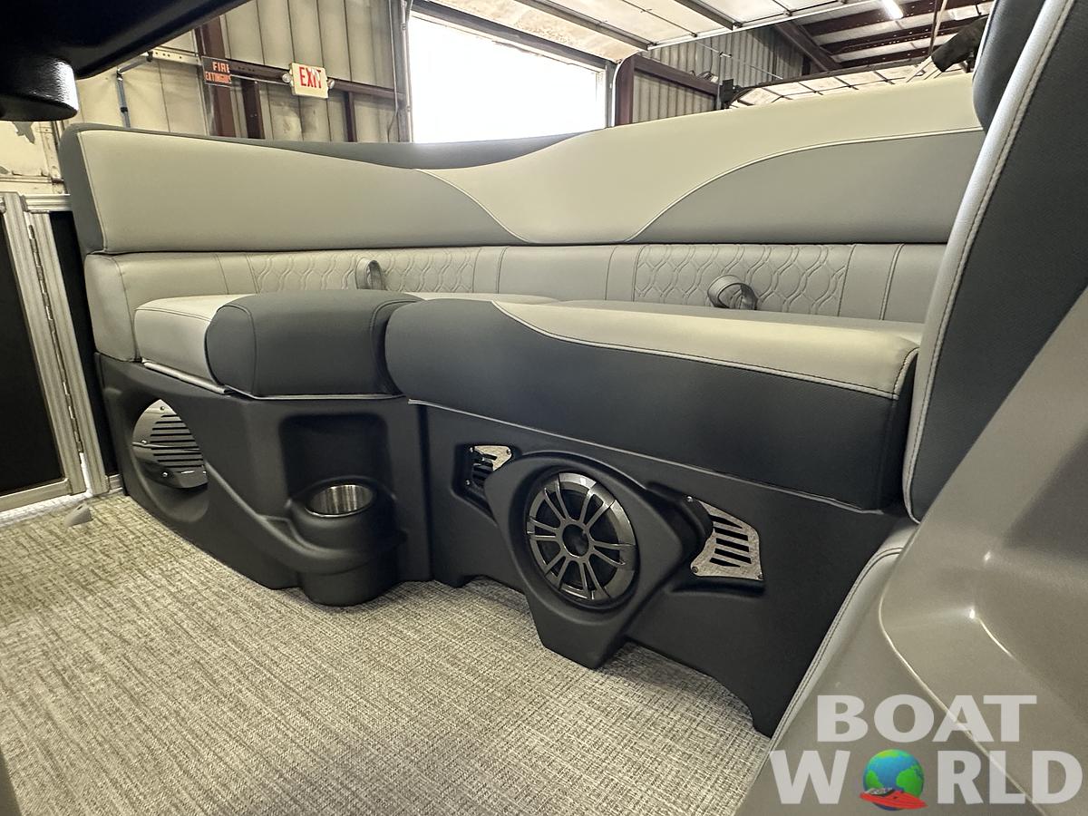 2025 Tahoe Pontoons LTZ 2385 Quad Lounge Shift Flip & Honda 4-Stroke EFI