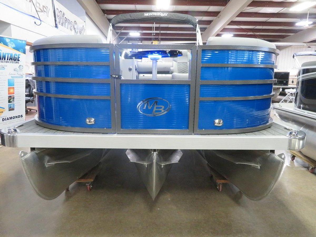 2023 Montego Bay ST8524 Swingback Tritoon Deluxe Pontoon & Honda 200HP 4-Stroke EFI