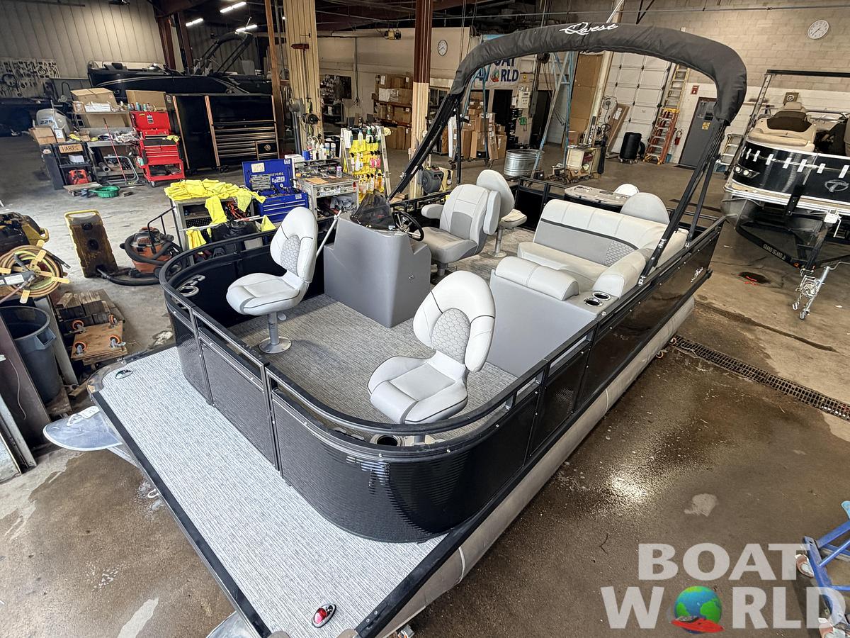 Used 2023 Apex Marine Qwest L818 Fish &60HP Honda 4Stroke -$27.995