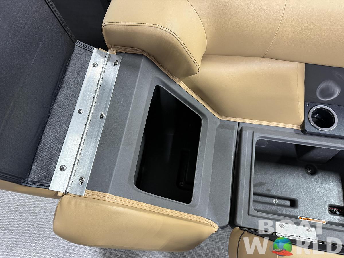2027 Princecraft Vectra 23 RL SS Swingback Pontoon $36995