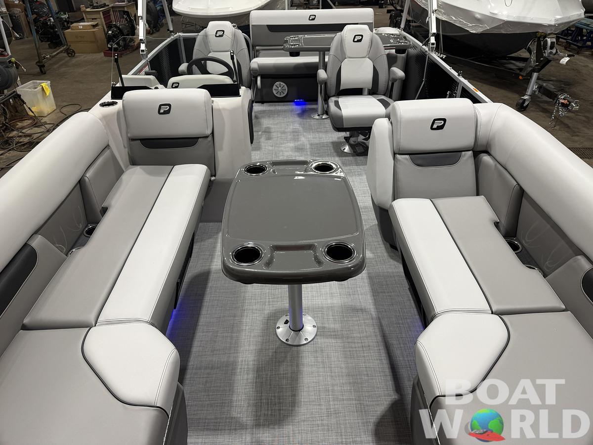 2026 Princecraft Vectra 23 RL SS Swingback Tritoon 