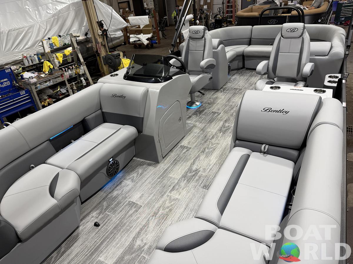 2027 Bentley Legacy 220 Navigator Quad Lounge Pontoon $42995