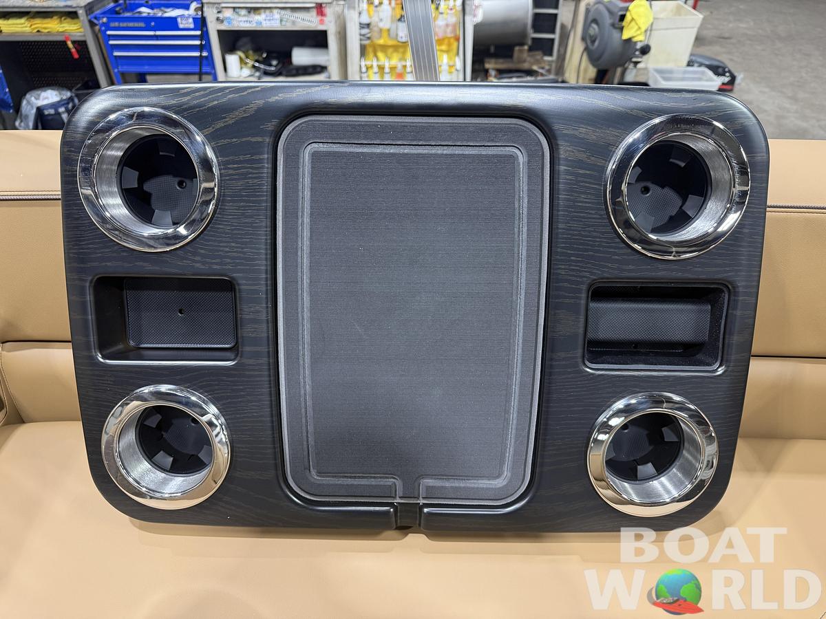 2026 Tahoe Pontoons Sport 2180 Quad Lounge