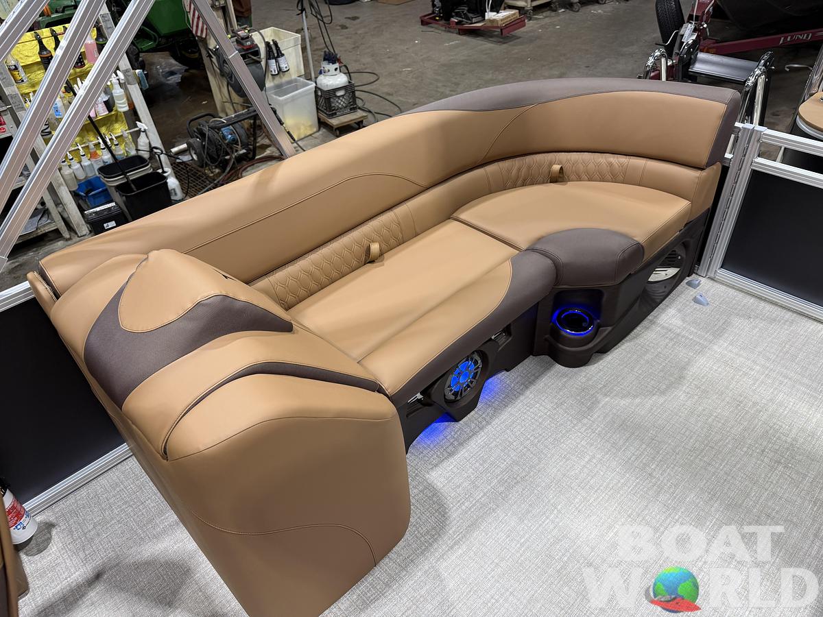 2026 Tahoe Pontoons LTZ 2385 Quad Lounge Tritoon