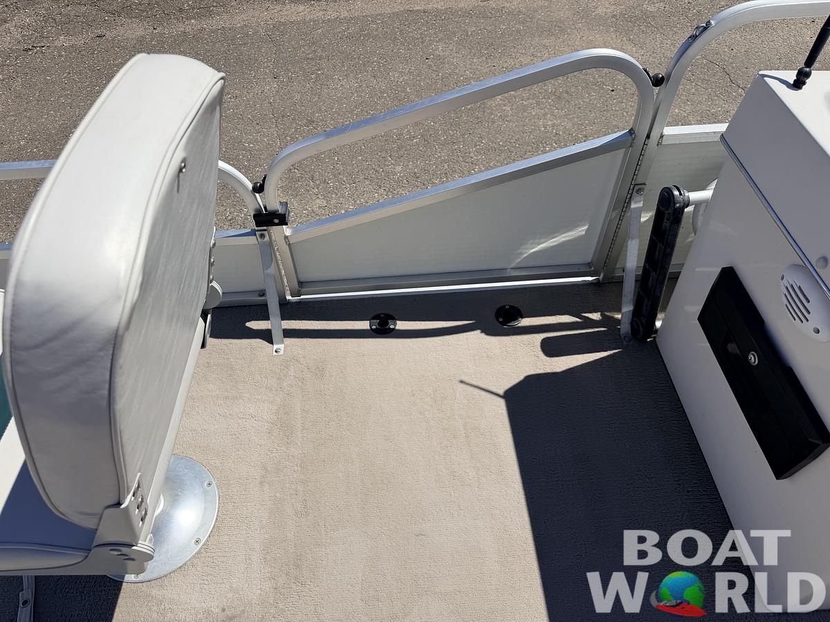 Used 2010 Palm Beach 2023 Fishmaster & 60HP Mercury 4Stroke -$12,995