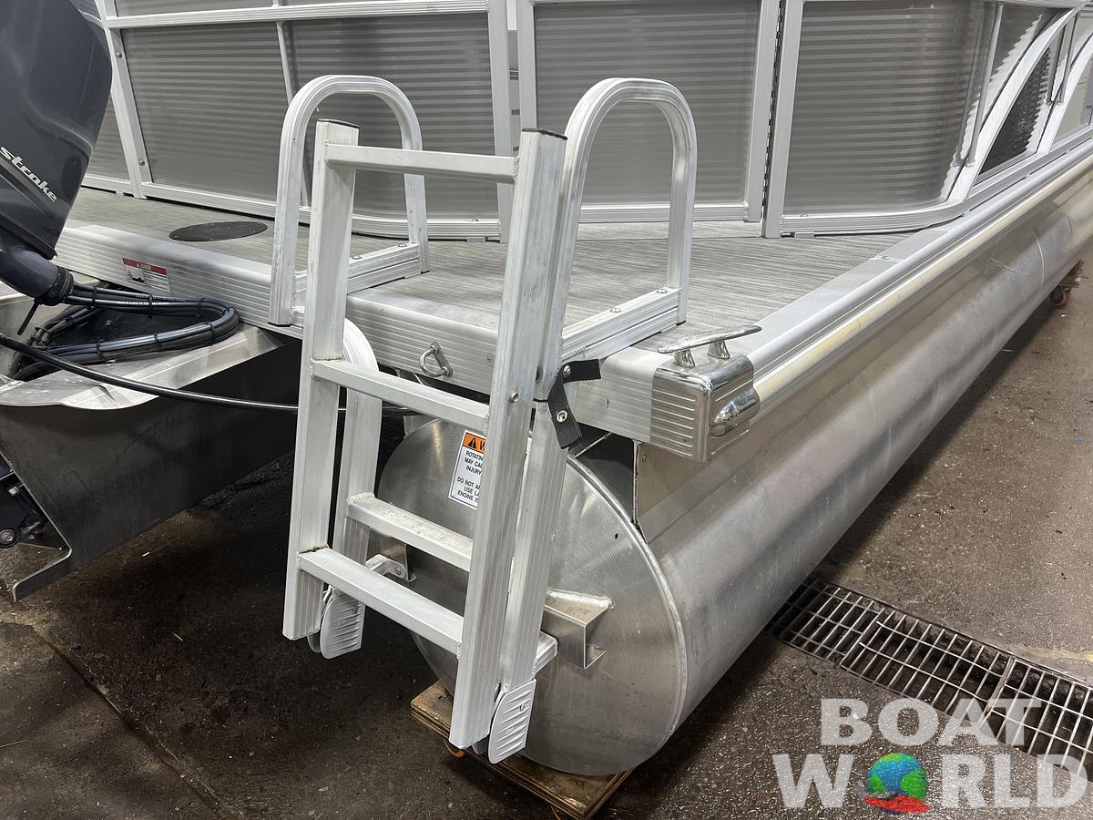 Used 2023 Bennington 21 SLCP Pontoon