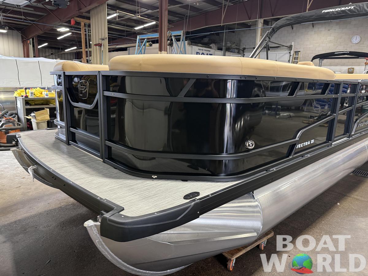 2027 Princecraft Vectra 23 RL SS Swingback Pontoon $36,995
