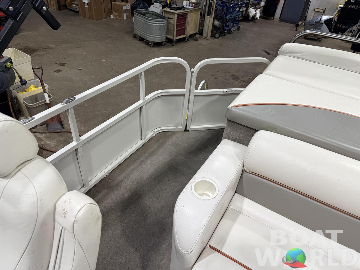 Used 2006 Crestliner 2485 Sport LX Pontoon