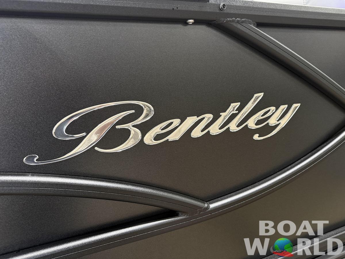 2026 Bentley Legacy 243 Swingback Tritoon & 300HP $68995
