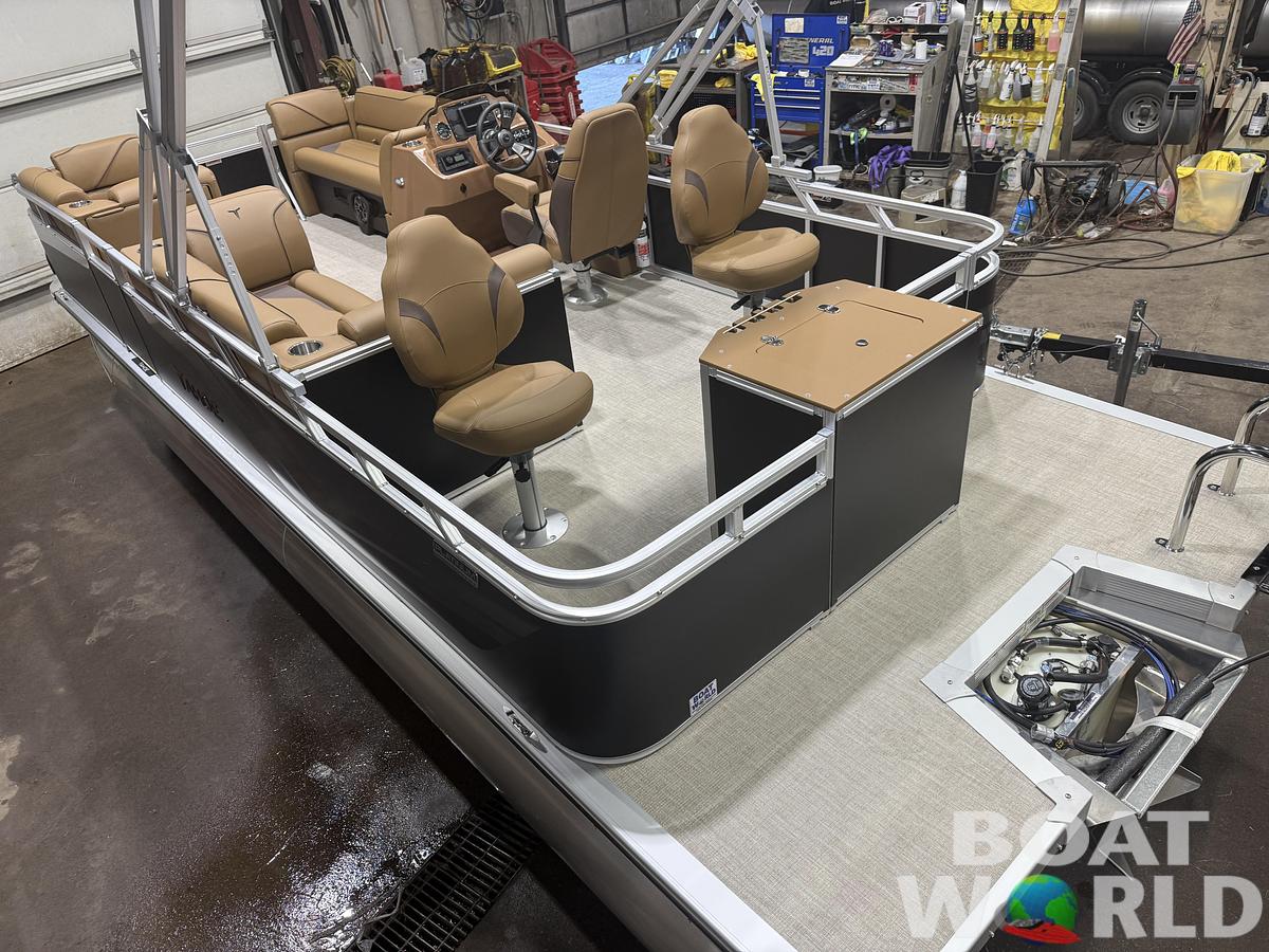 2026 Tahoe Pontoons Sport 2180 Rear Fish