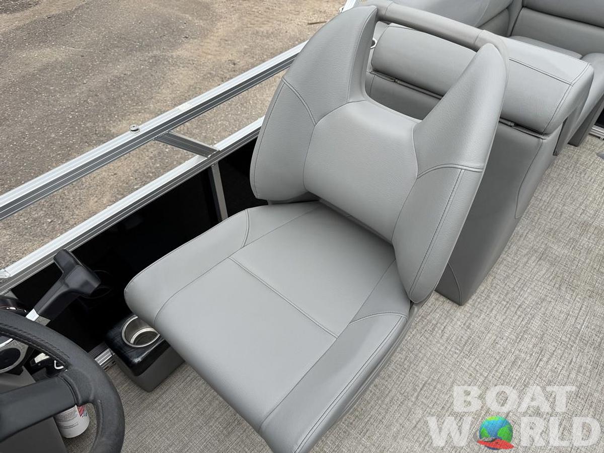 Used 2021 Tahoe Pontoons SLT 18' Quad Lounge & Honda 60HP 4-Stroke EFI