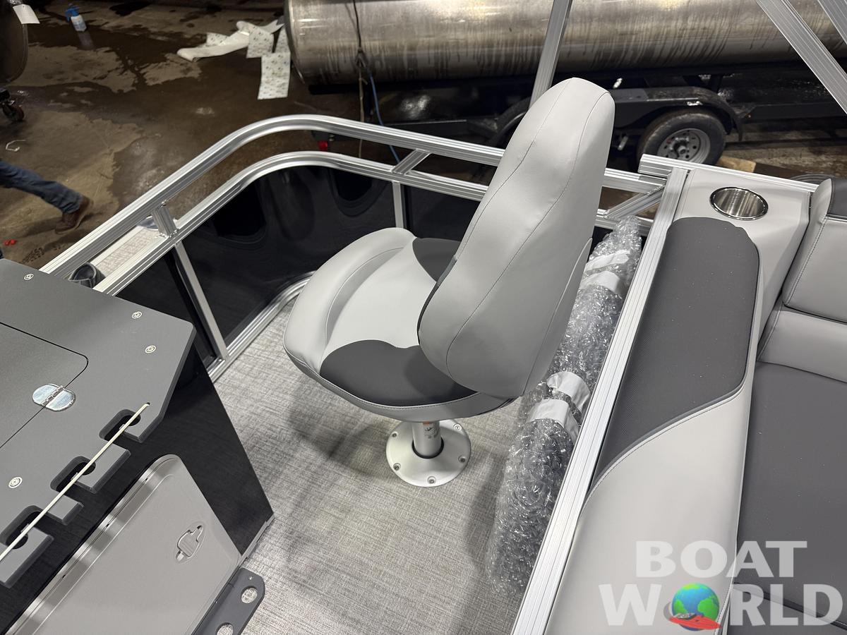 2026 Tahoe Sport Quad Fish 1980 Pontoon $30995