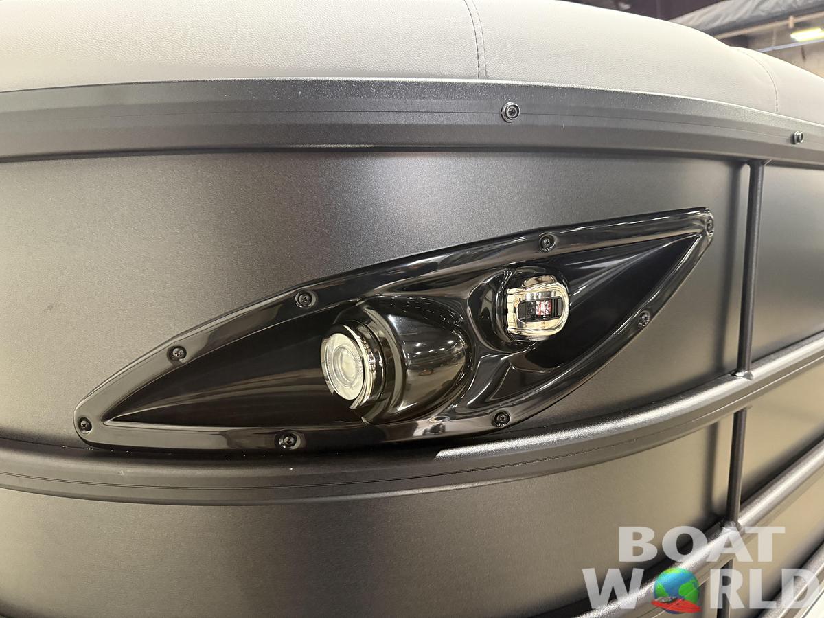 2027 Bentley Legacy 223 Swingback Tritoon $54995
