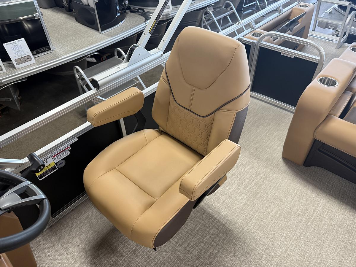 2026 Tahoe Pontoons Sport 2385 Swingback (VRB) & Honda 4-Stroke EFI