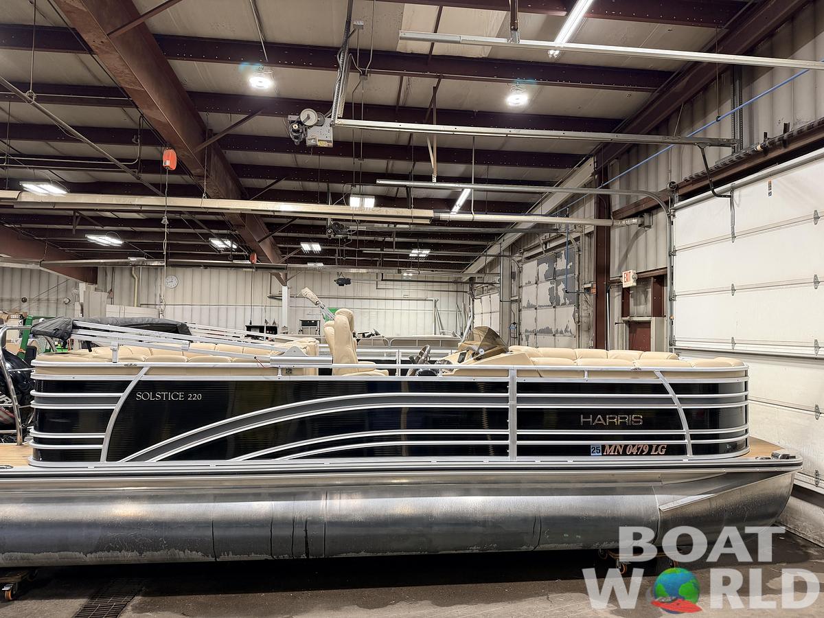 Used 2015 Harris 220 Solstice Pontoon