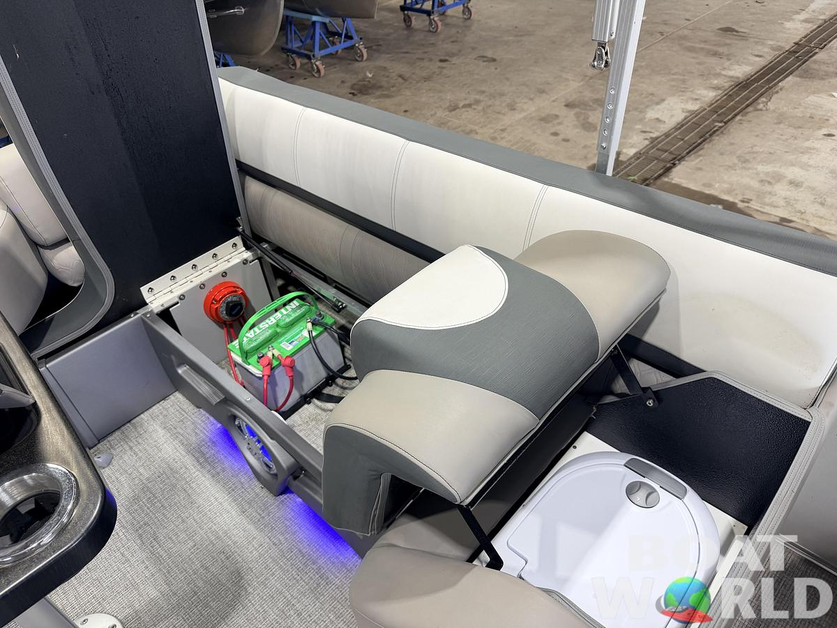 Used 2022 Tahoe Pontoons Cascade 2385 Quad Lounge Tritoon & 200HP Honda 4Stroke -$49,995