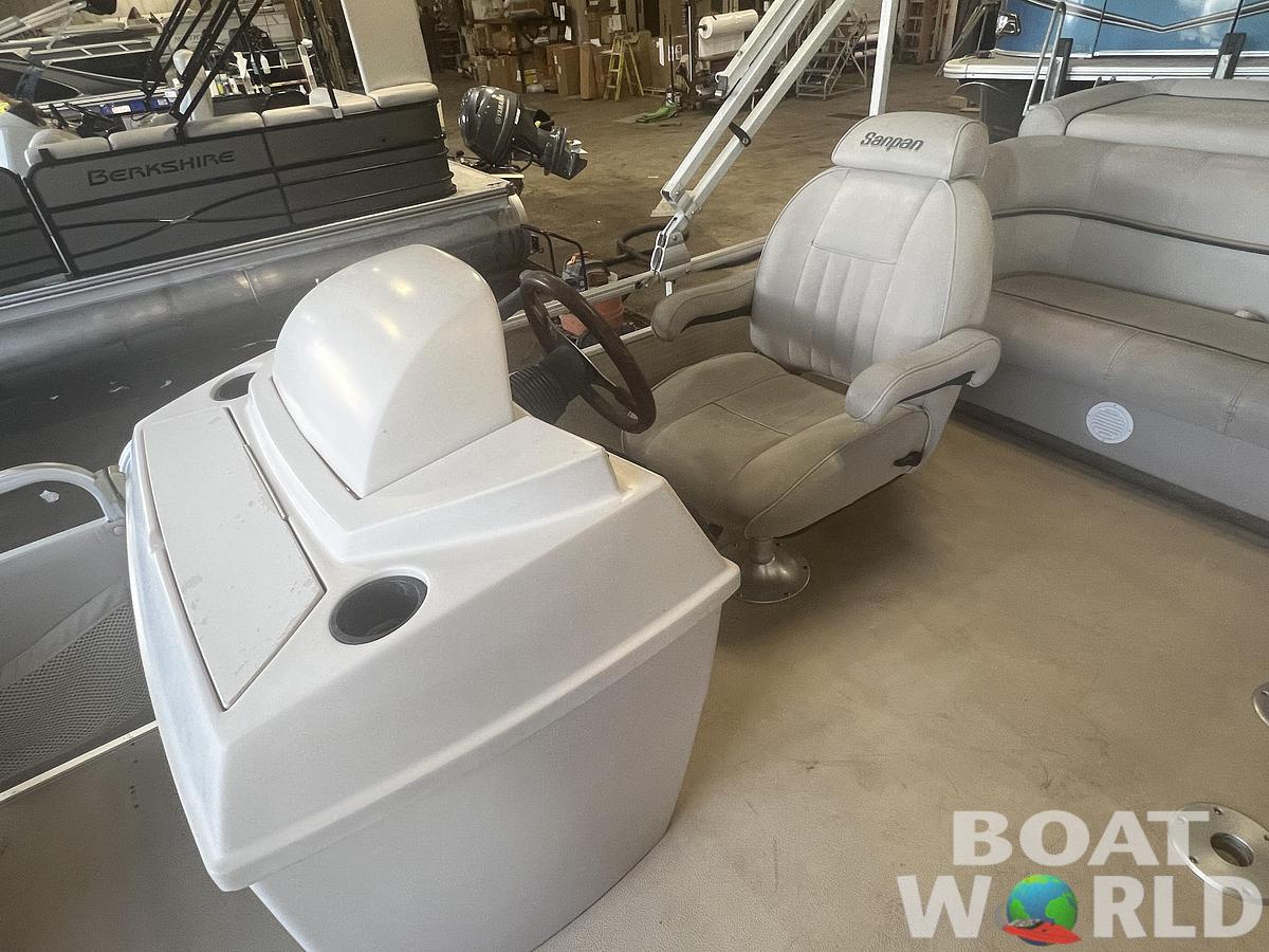 Used 2001 San Pan 2500 & 80HP Yamaha 4Stroke -$8,995