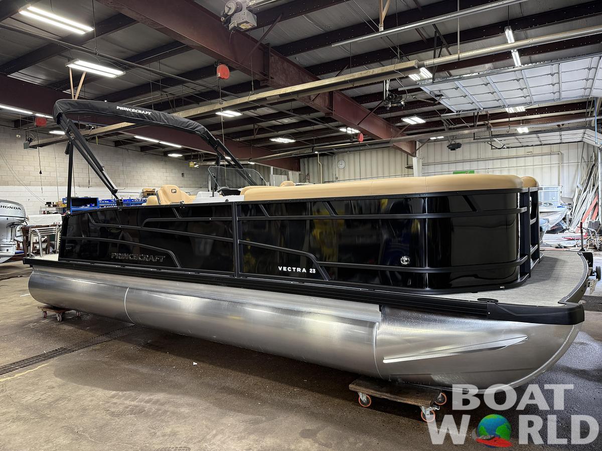 2027 Princecraft Vectra 23 RL SS Swingback Pontoon $36,995