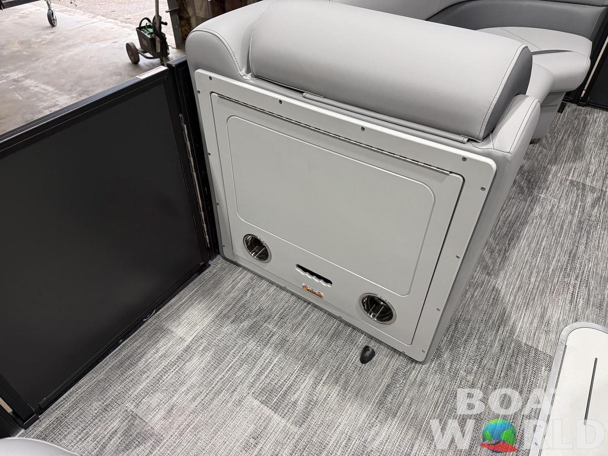 2027 Bentley Legacy 223 Swingback Tritoon $54995