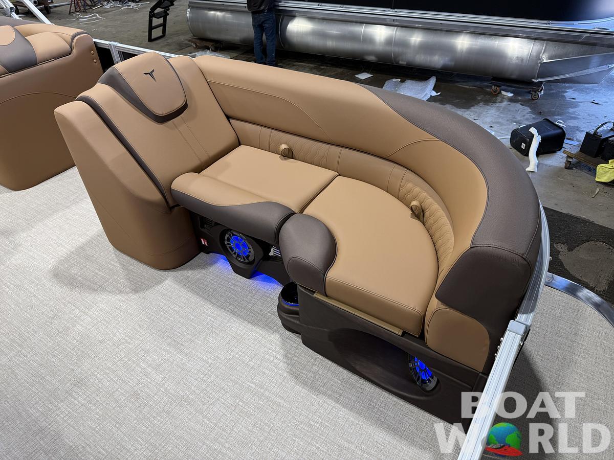 2027 Tahoe LTZ VRB Swingback Tritoon & Honda $53995