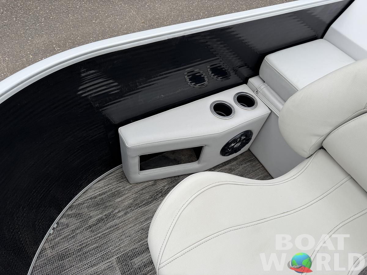 Used 2021 Sweetwater  2086 FX Pontoon