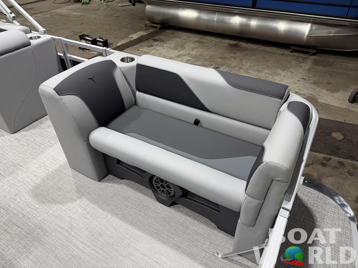 2026 Tahoe Pontoons Sport 1980 Cruise Rear Bench (CRB)