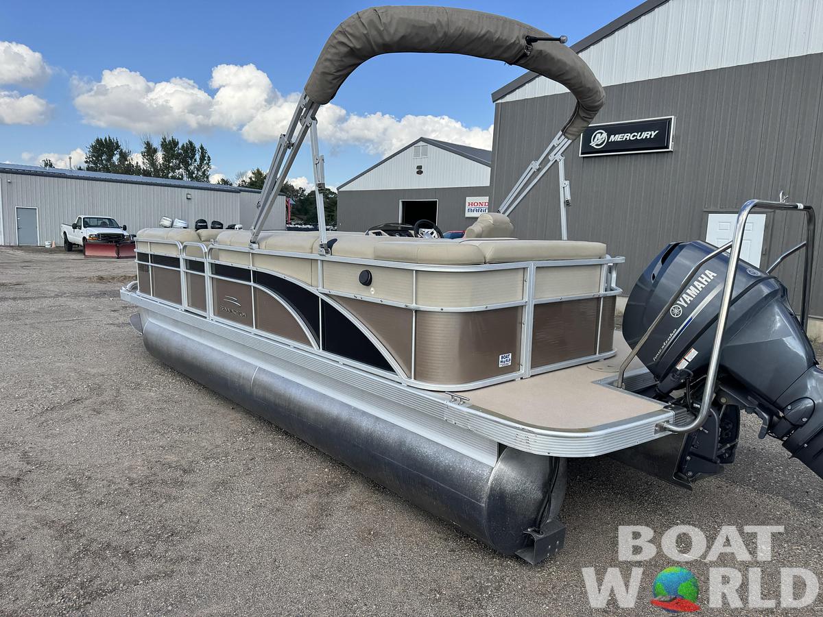 Used 2014 Bennington 22 SLX Pontoon