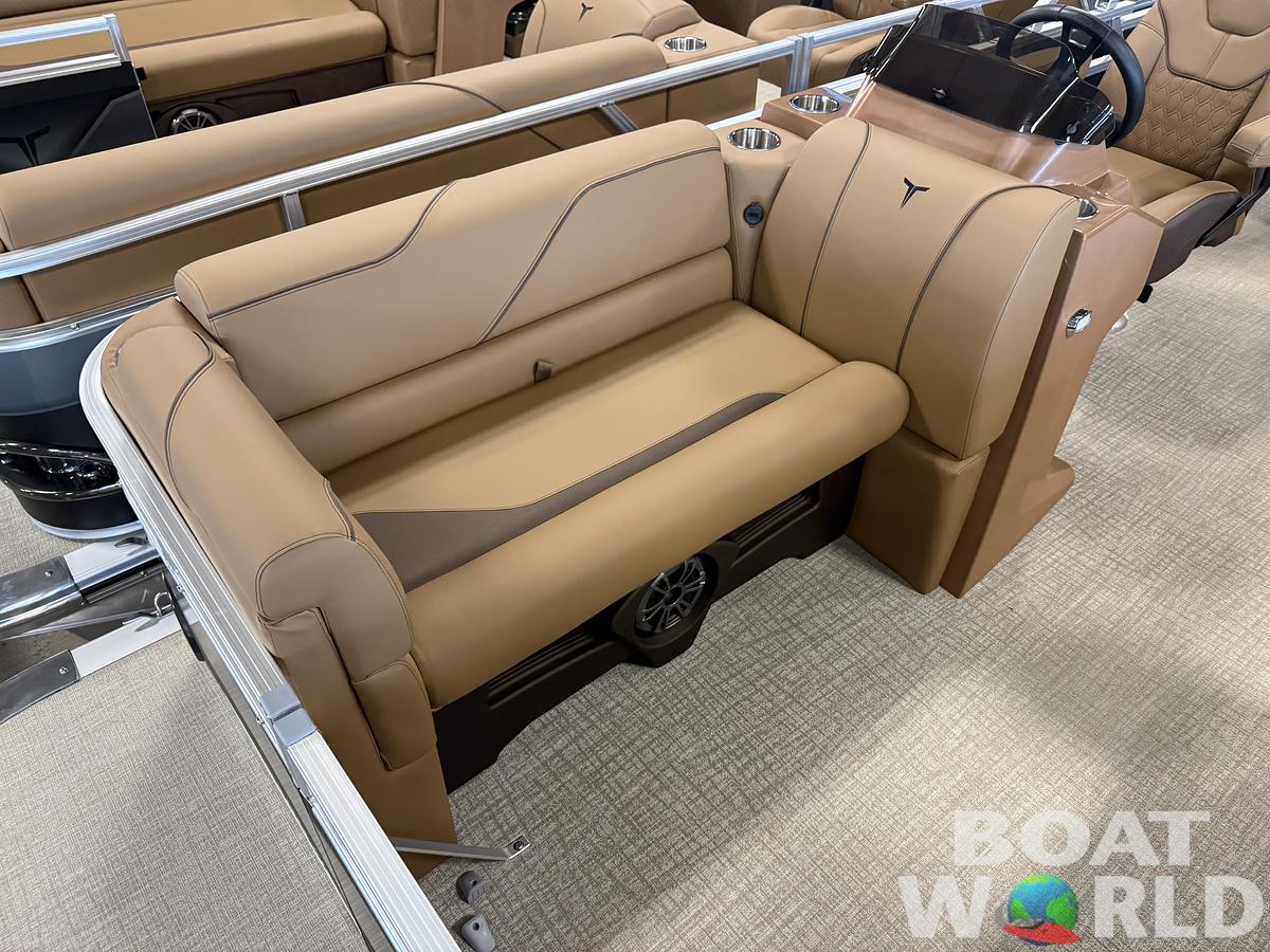 2027 Tahoe Sport VRB 2180 Swingback $33995